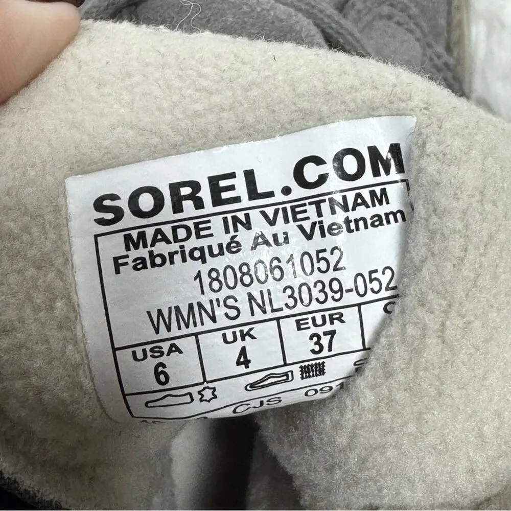 SOREL / gray Explorer Joan waterproof lace up faux fur suede leather boots / 6